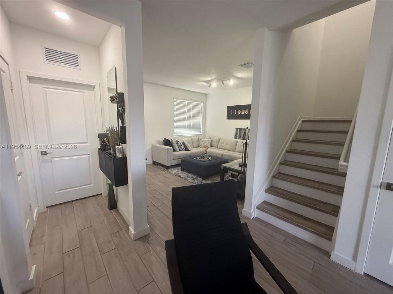 1043 SE 24th Ave, Homestead, FL 33035 Photo