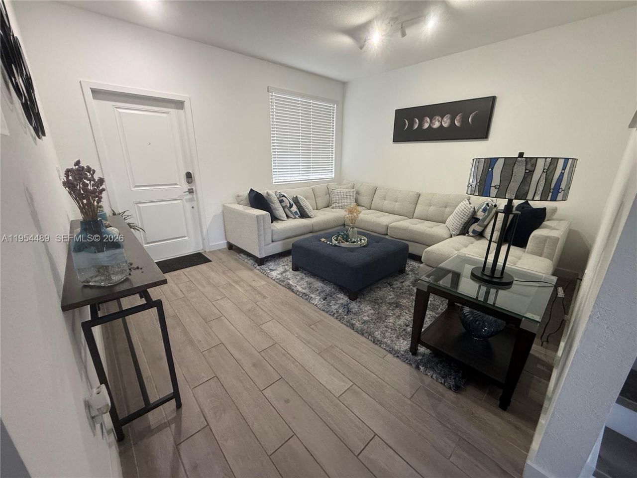 1043 SE 24th Ave, Homestead, FL 33035 Photo