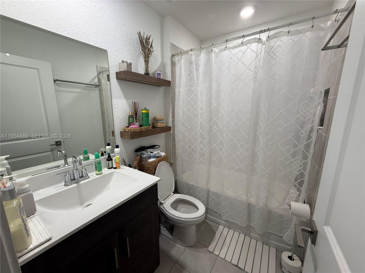 1043 SE 24th Ave, Homestead, FL 33035 Photo