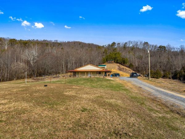 336 Cloud Creek Road, Rogersville, TN 37857
