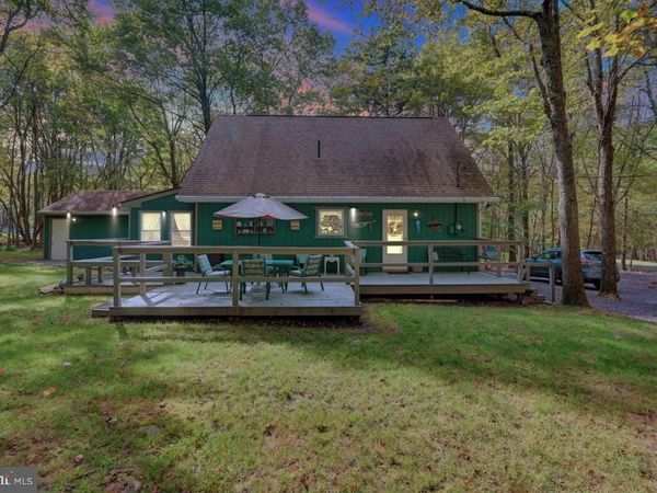 106 BURNSHAW, ALBRIGHTSVILLE, PA 18210