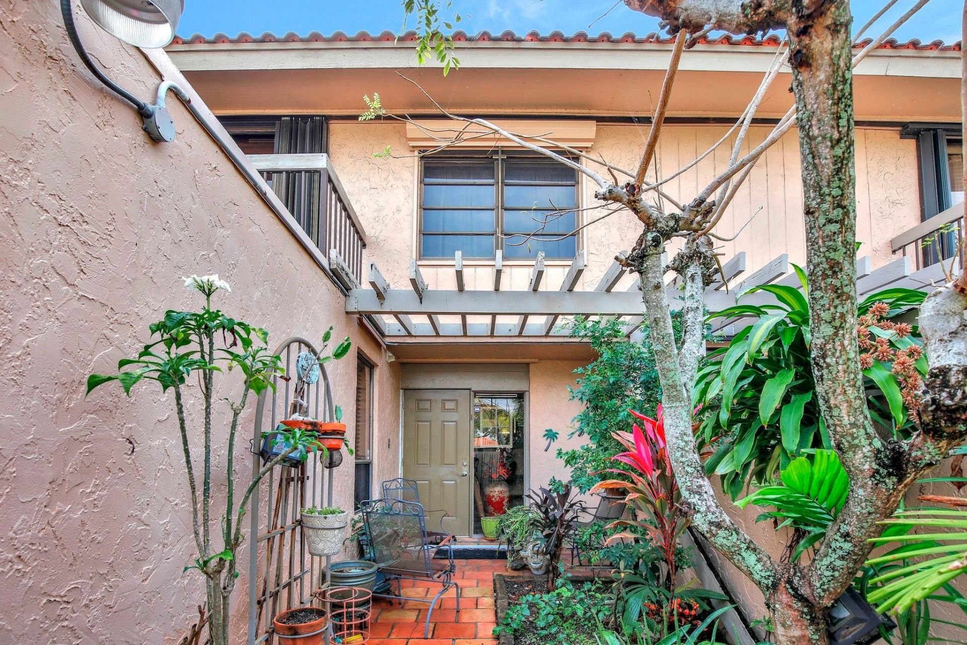 20606 NE 7th Court, Unit 20606, Miami, FL 33179 Photo