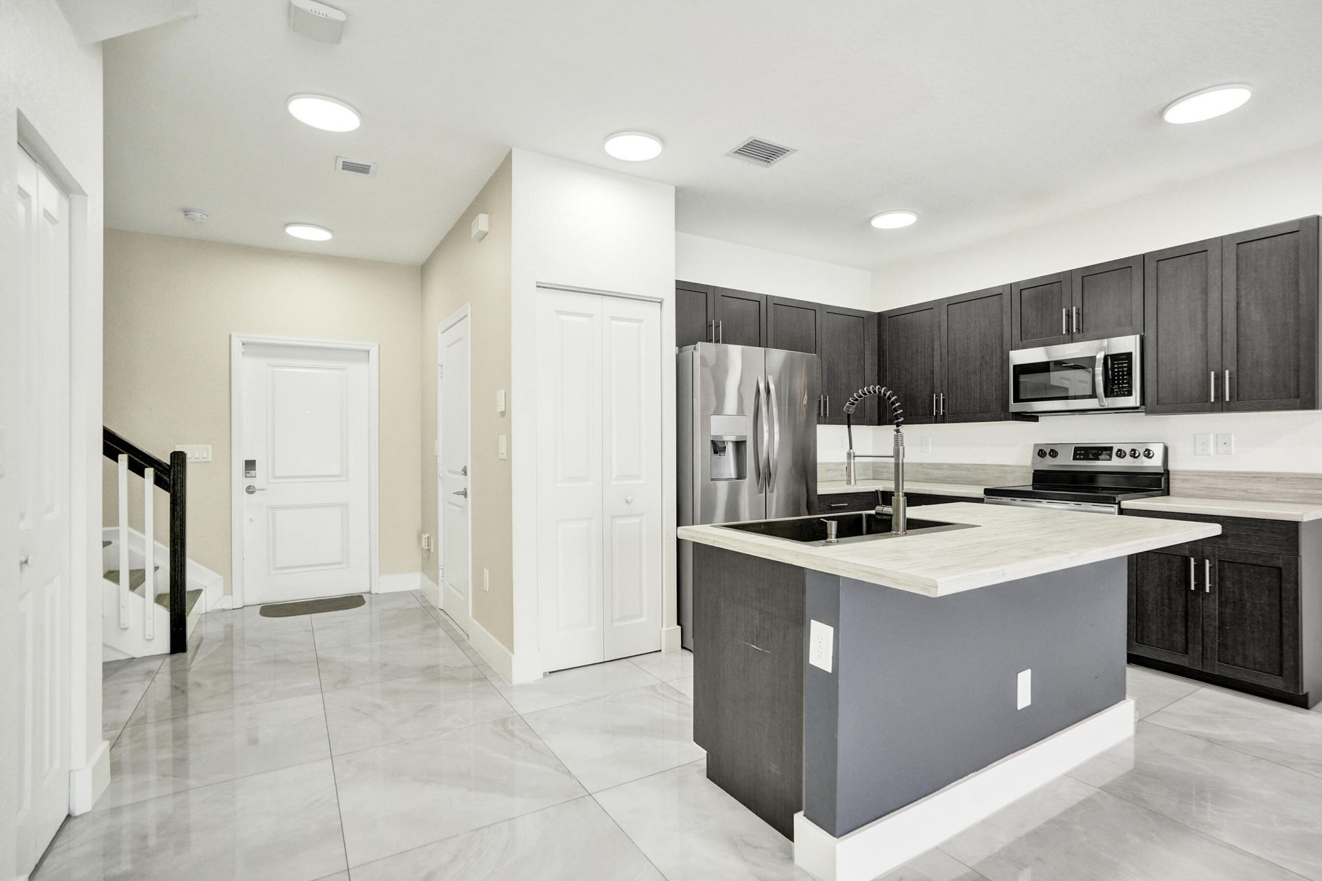 21357 NE 2nd Court, Miami, FL 33179 Photo