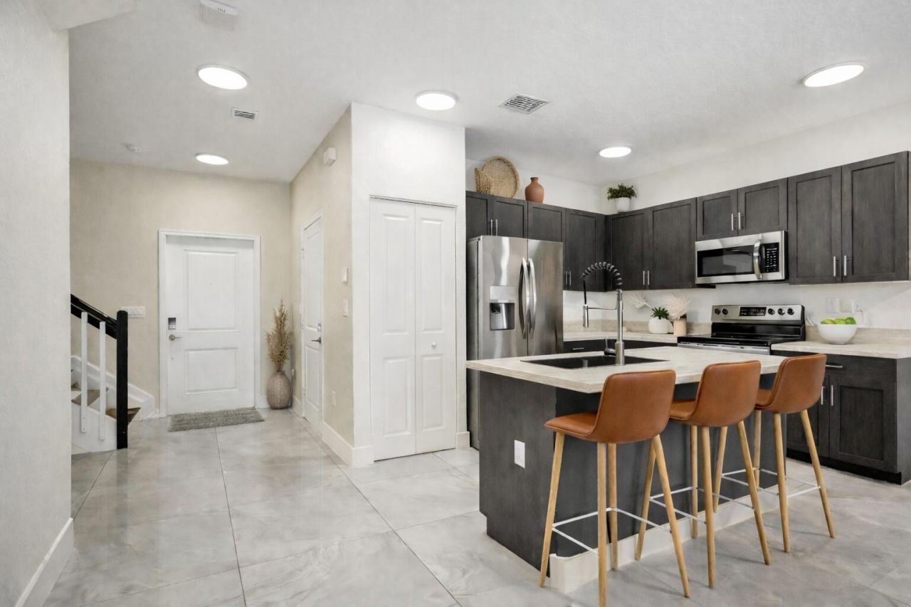 21357 NE 2nd Court, Miami, FL 33179 Photo