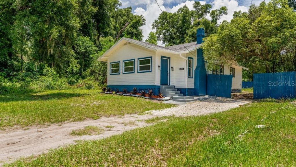 912 E Carolina Ave, Deland, FL 32724 Photo