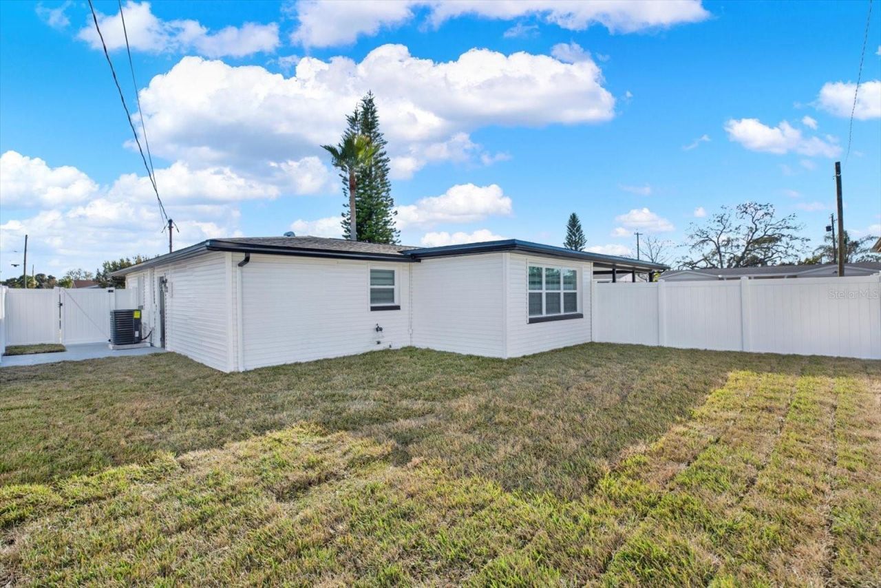 4745 Guardian Avenue, Holiday, FL 34690 Photo