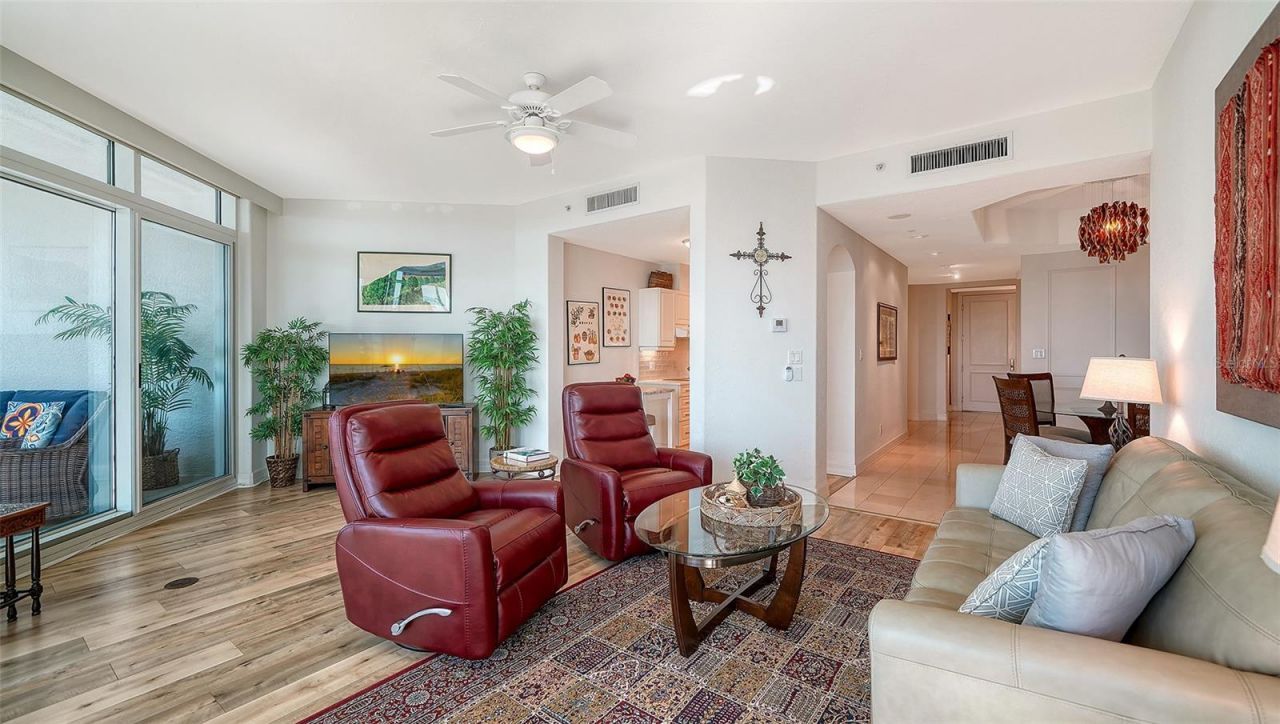 340 S Palm Avenue, Unit 44, Sarasota, FL 34236 Photo