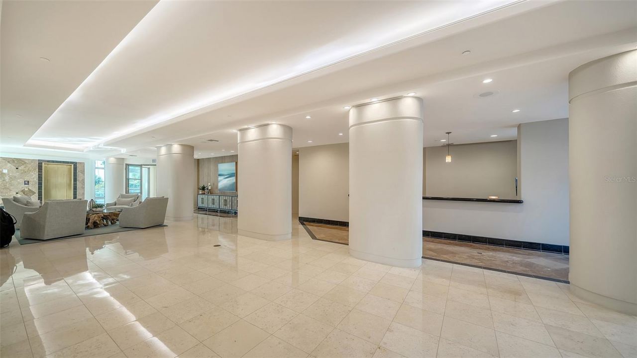 340 S Palm Avenue, Unit 44, Sarasota, FL 34236 Photo