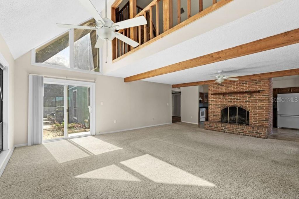 19621 Lake Lincoln Lane, Eustis, FL 32736 Photo