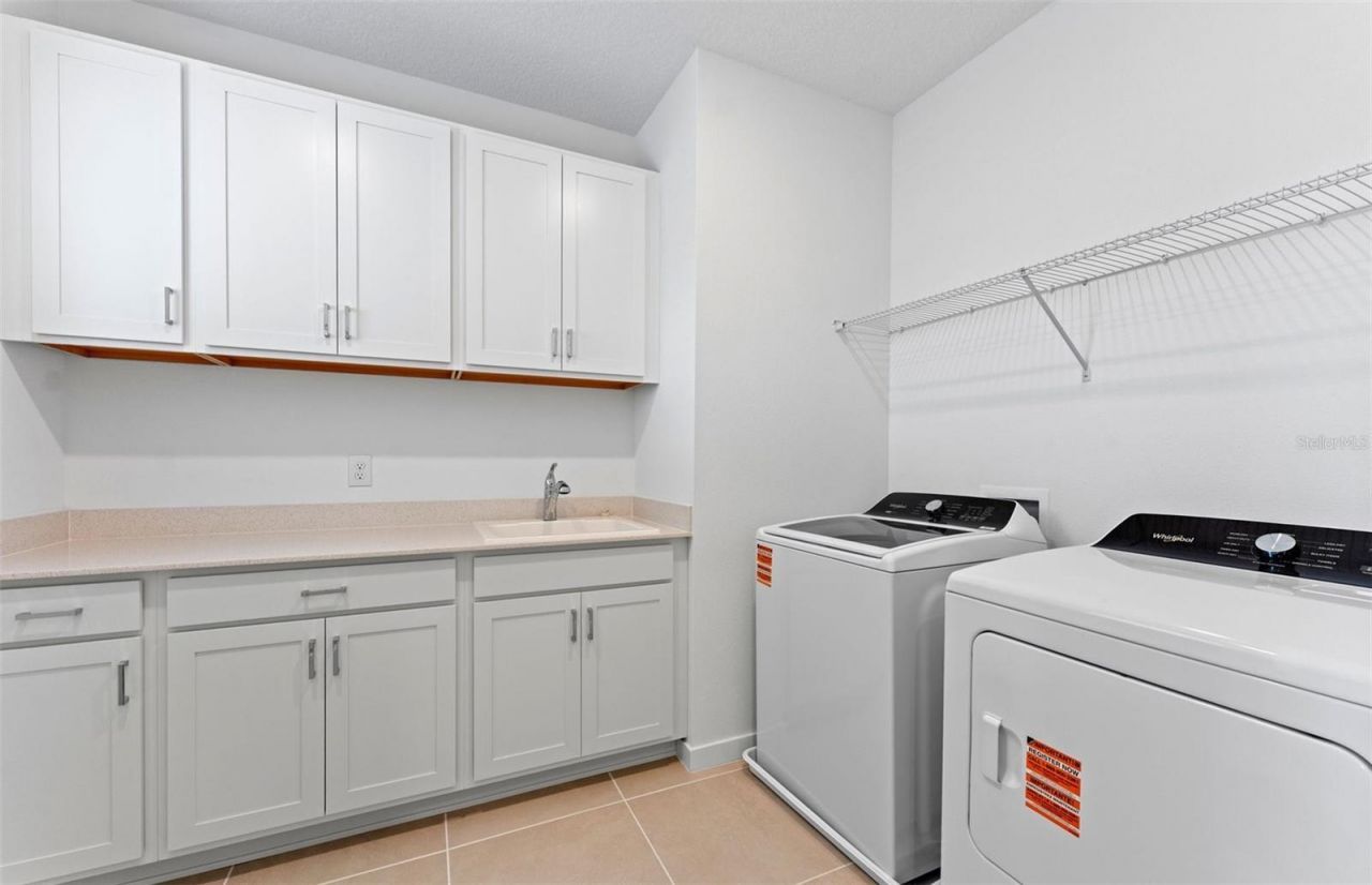 6926 Gilly Shadow Street, Wesley Chapel, FL 33545 Photo