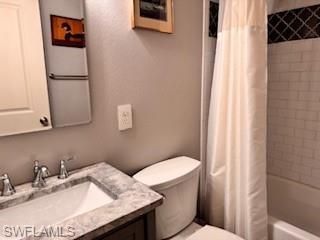 2121 Collier Ave, Unit 220, Fort Myers, FL 33901 Photo