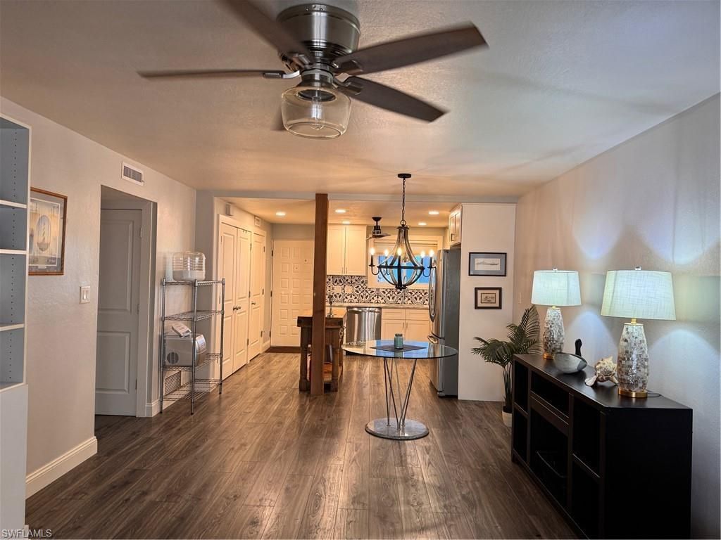 2121 Collier Ave, Unit 220, Fort Myers, FL 33901 Photo