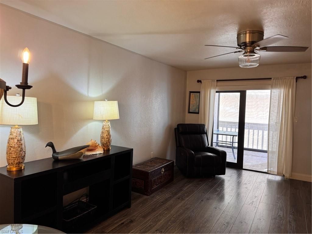 2121 Collier Ave, Unit 220, Fort Myers, FL 33901 Photo