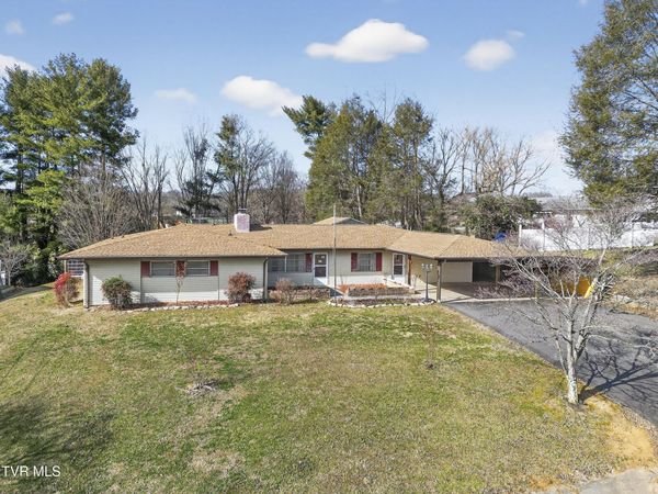 228 Sioux Road, Bristol, VA 24201