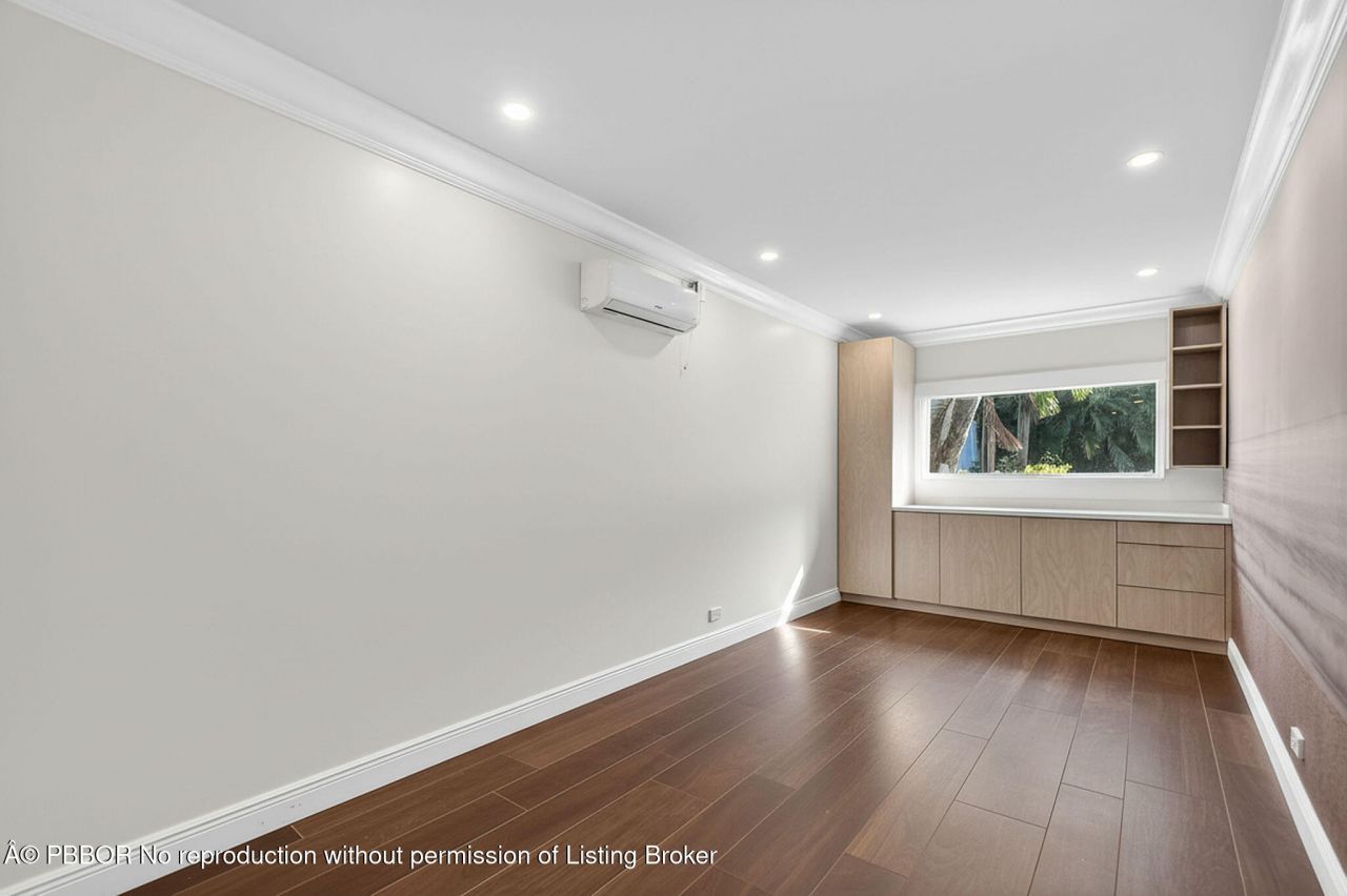 249 Peruvian Avenue, Unit 1811, Palm Beach, FL 33480 Photo