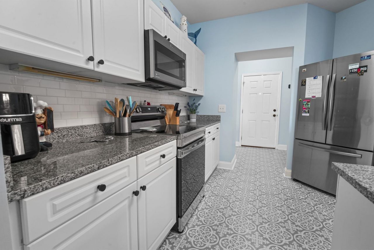 70 Addison Cottage Way Photo 6