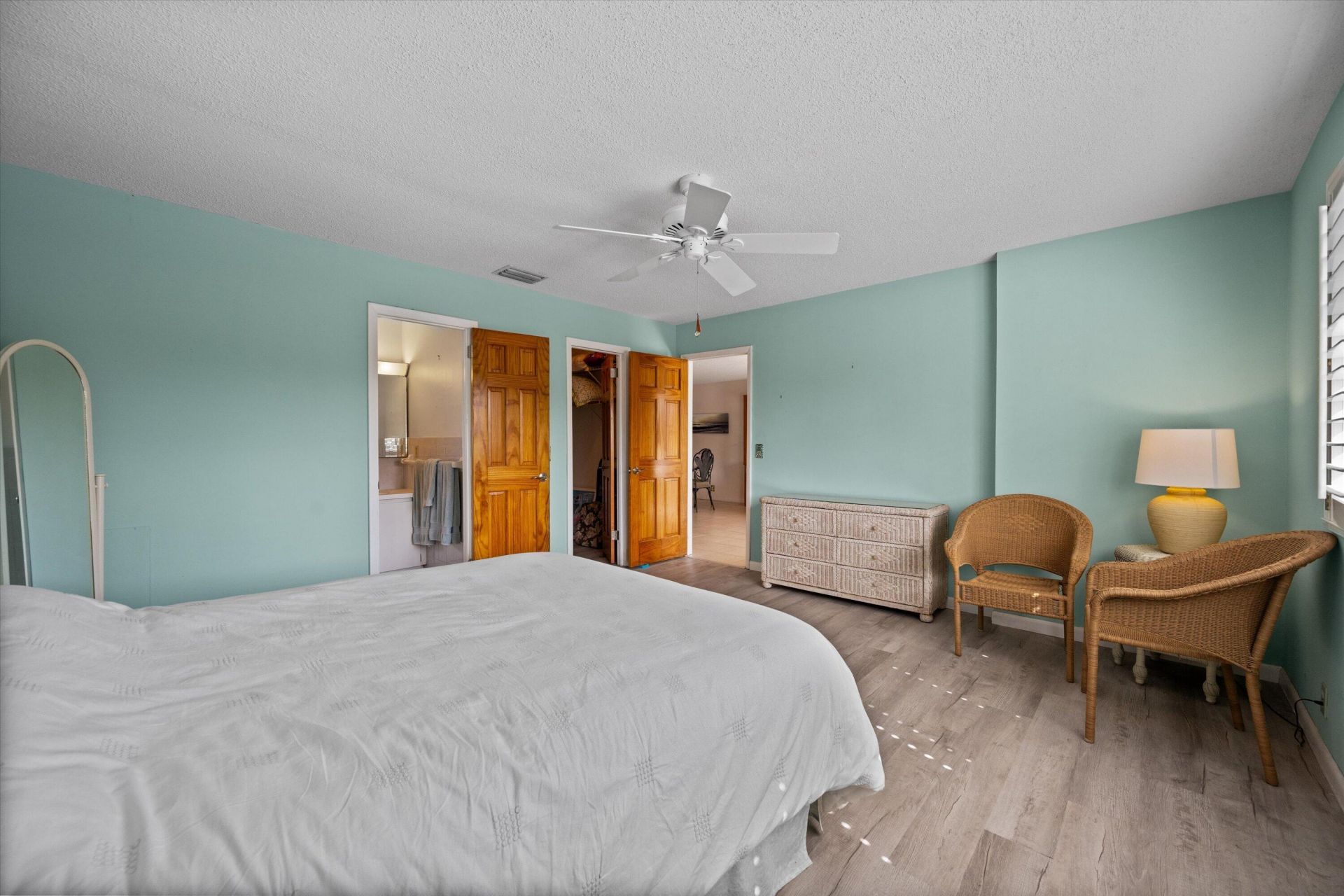 421 S Lakeside Drive, Unit 10, Lake Worth Beach, FL 33460 Photo