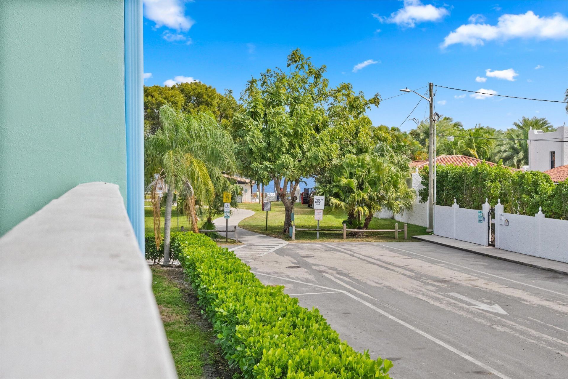 421 S Lakeside Drive, Unit 10, Lake Worth Beach, FL 33460 Photo