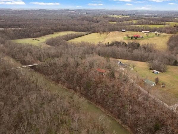 1556 Matthews Mill Road , Glasgow, KY 42141