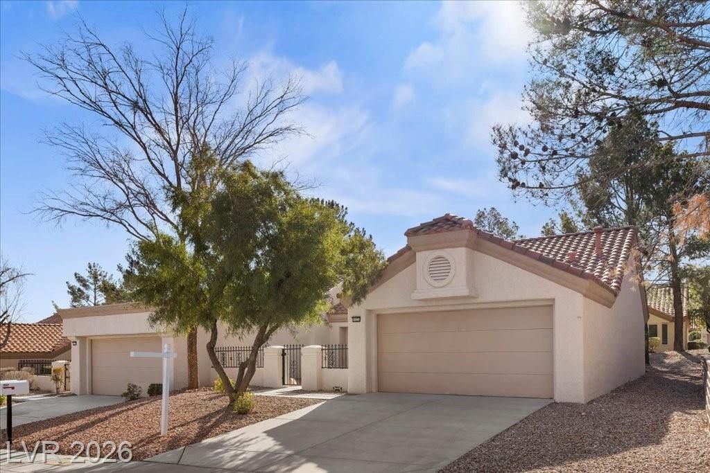 9521 Gold Bank Drive, Las Vegas, NV 89134 Main Photo