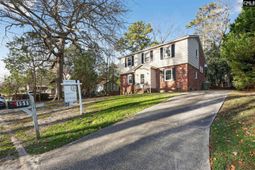 1511 Tall Pines Circle photo 4