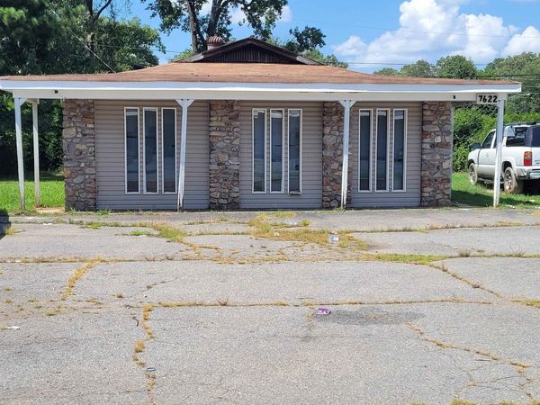 7622 Morris Dr., Little Rock, AR 72209