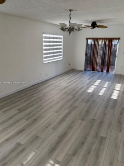 10823 SW 147th Pl, Miami, FL 33196 Photo