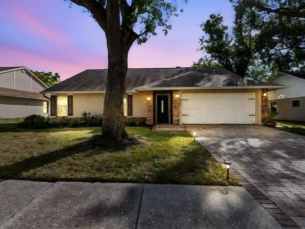 15007 REDCLIFF DRIVE, TAMPA, FL 33625