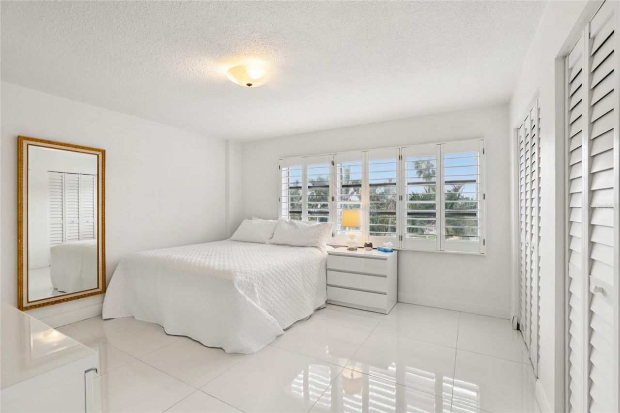 1100 N Shore Drive Ne, Unit 304, Saint Petersburg, FL 33701 Photo