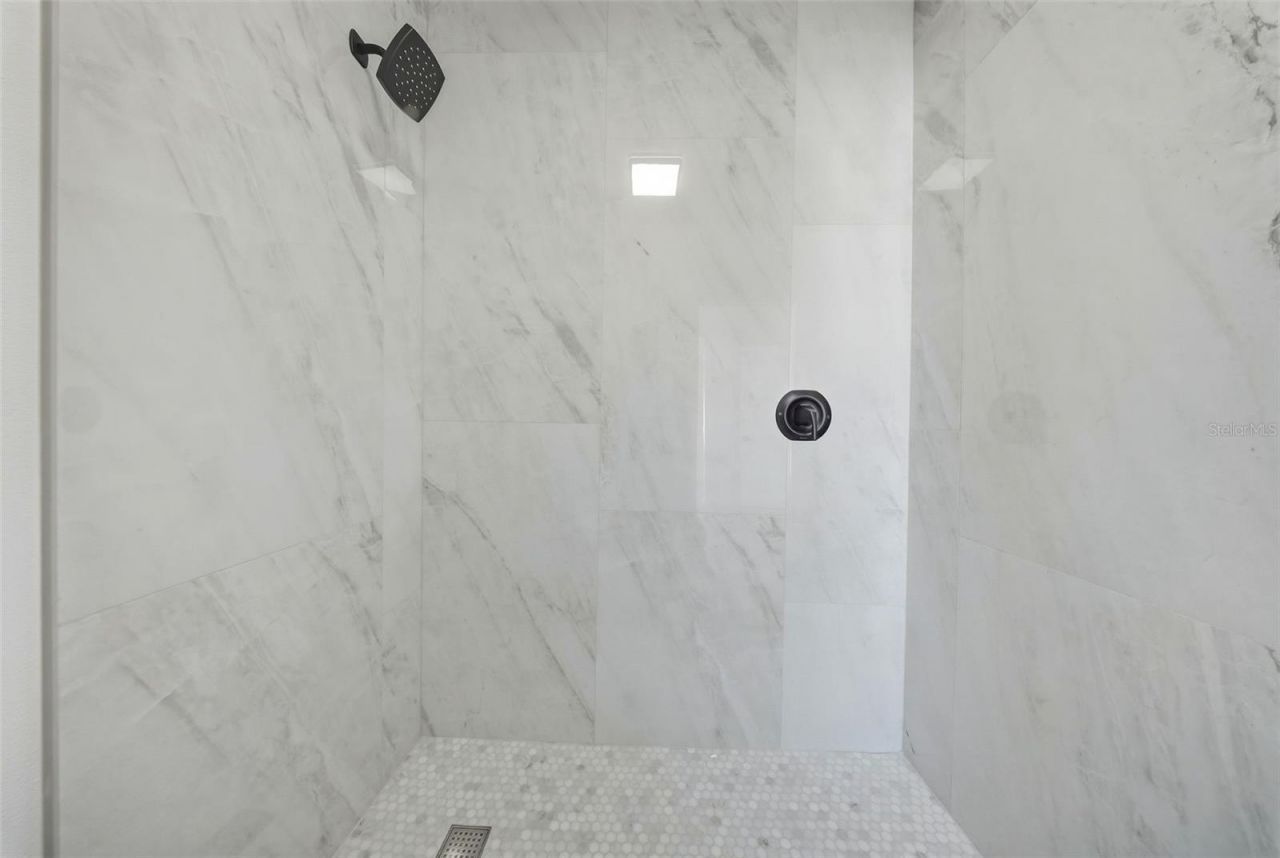 2051 1st Avenue N, Saint Petersburg, FL 33713 Photo