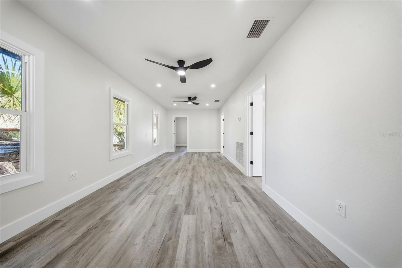 2051 1st Avenue N, Saint Petersburg, FL 33713 Photo