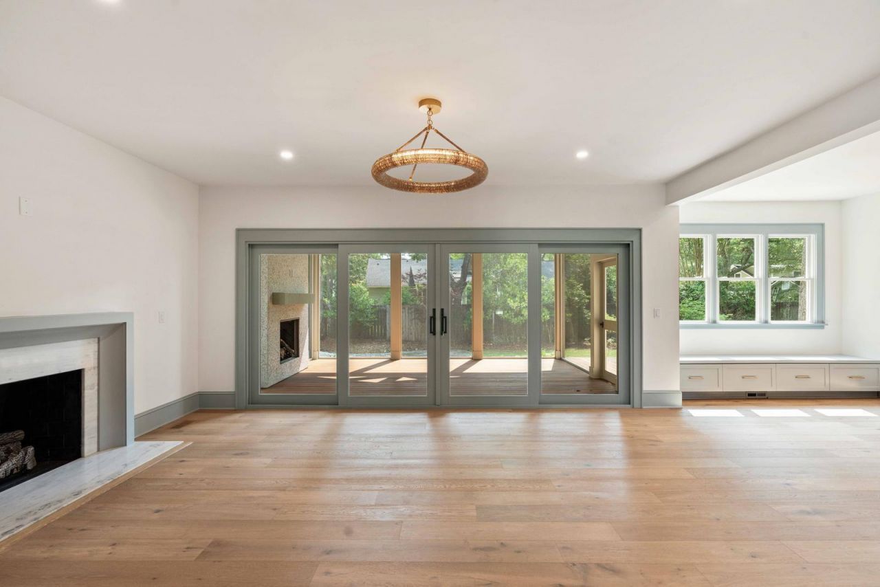 499 Lackland Court Photo 12