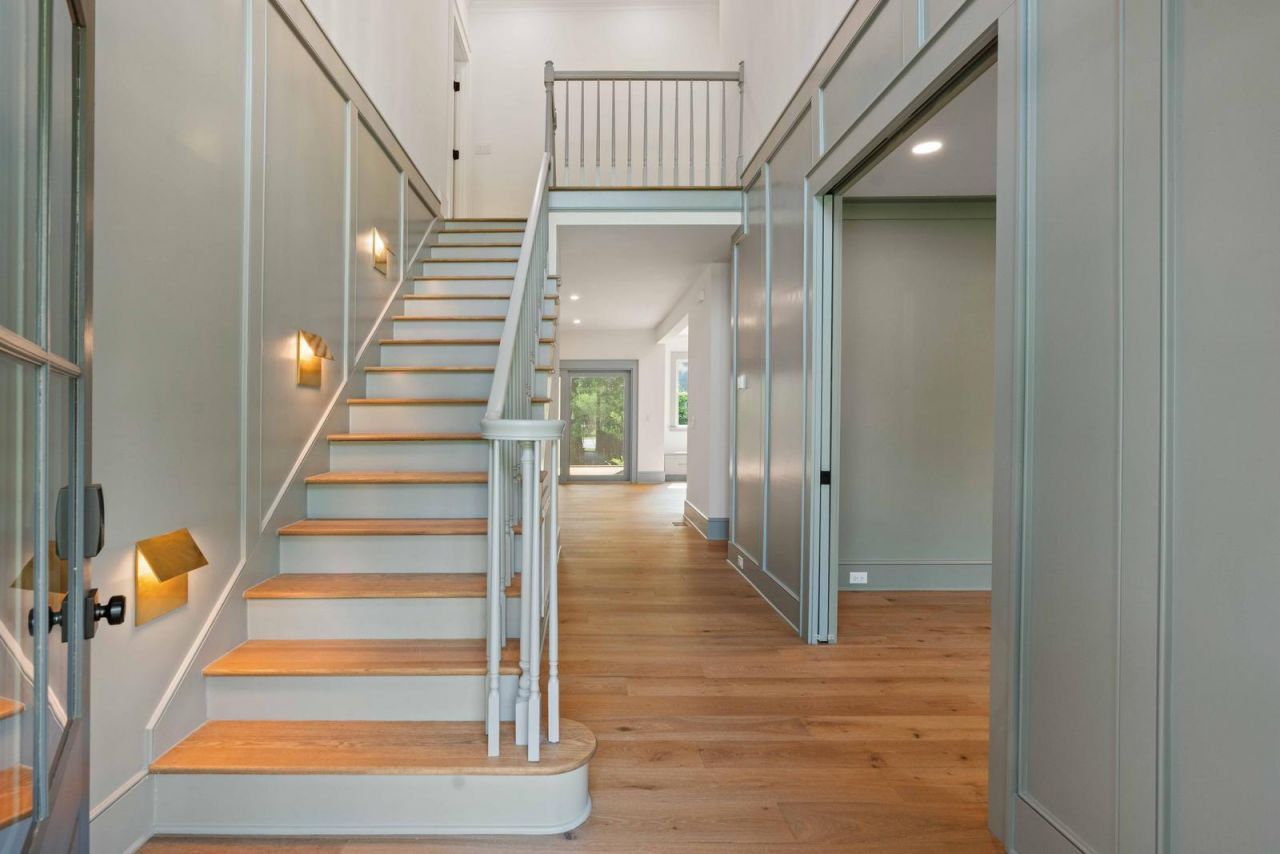 499 Lackland Court Photo 6