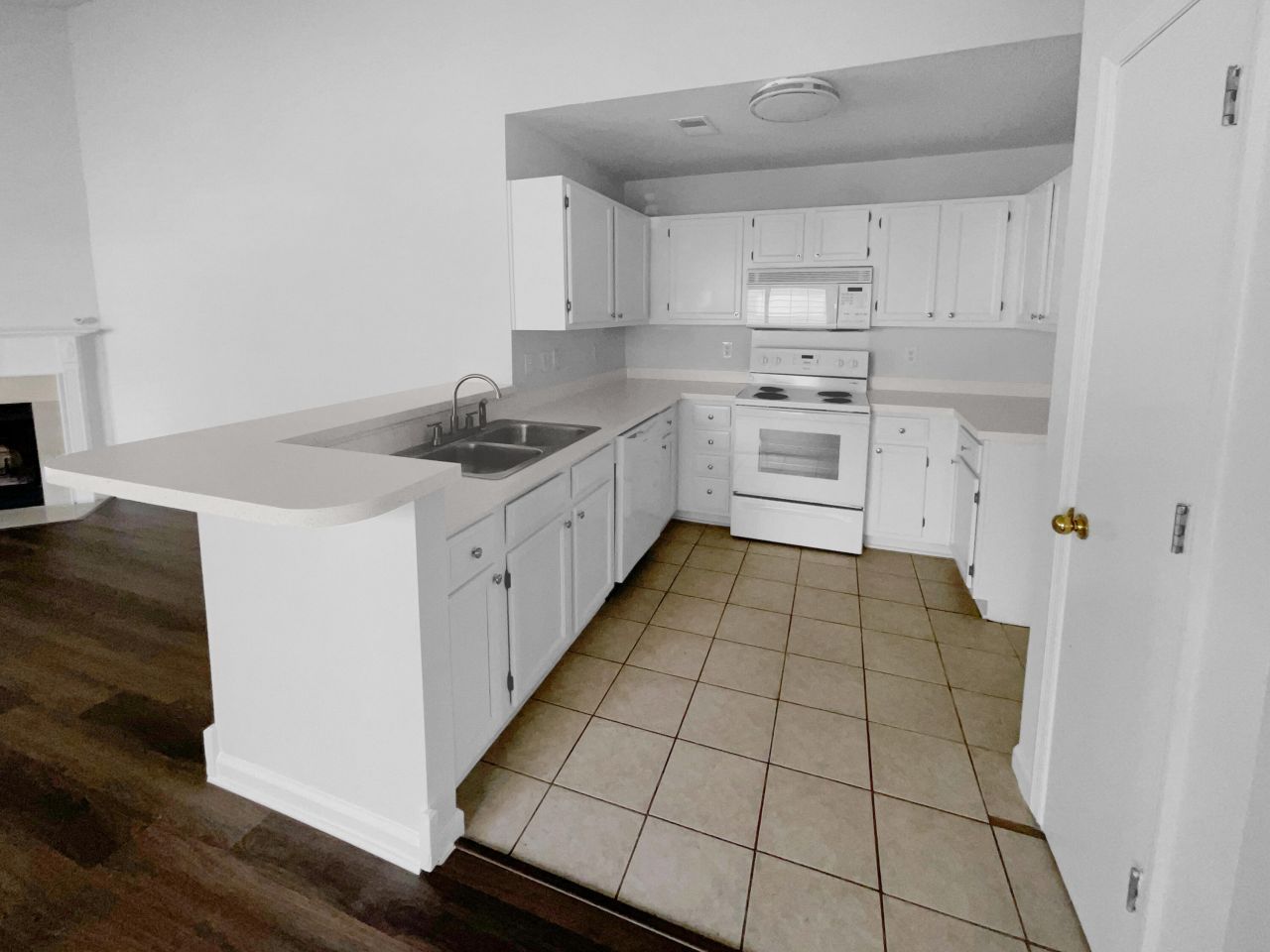 198 Two Pond Loop Photo 13