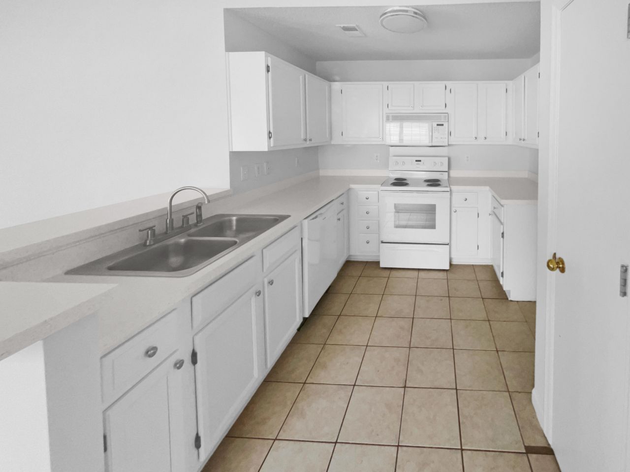 198 Two Pond Loop Photo 7