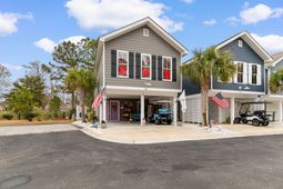 220 Kings Crossing Loop photo 4