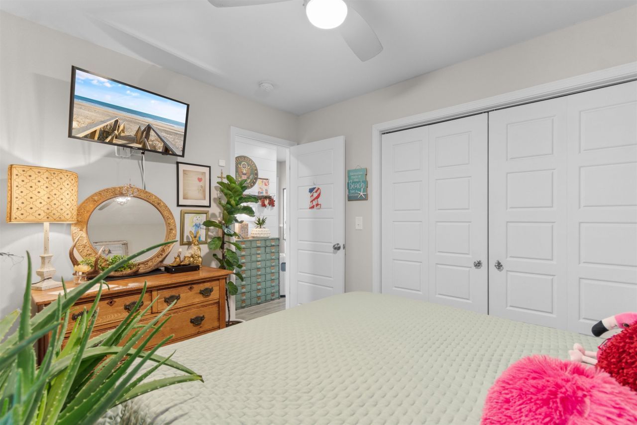 220 Kings Crossing Loop Photo 21