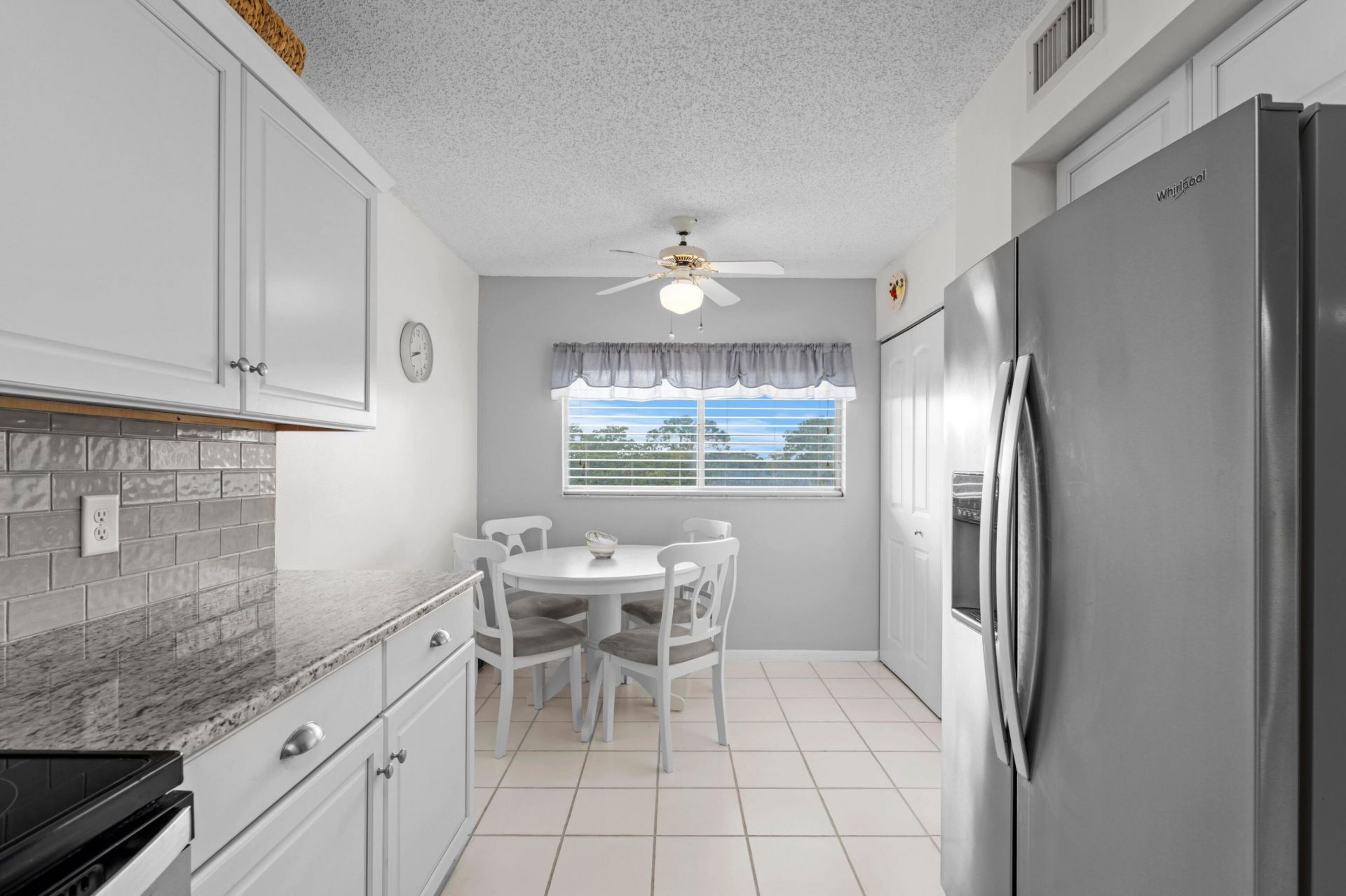 4735 Lucerne Lakes Boulevard, Unit 402, Lake Worth, FL 33467 Photo