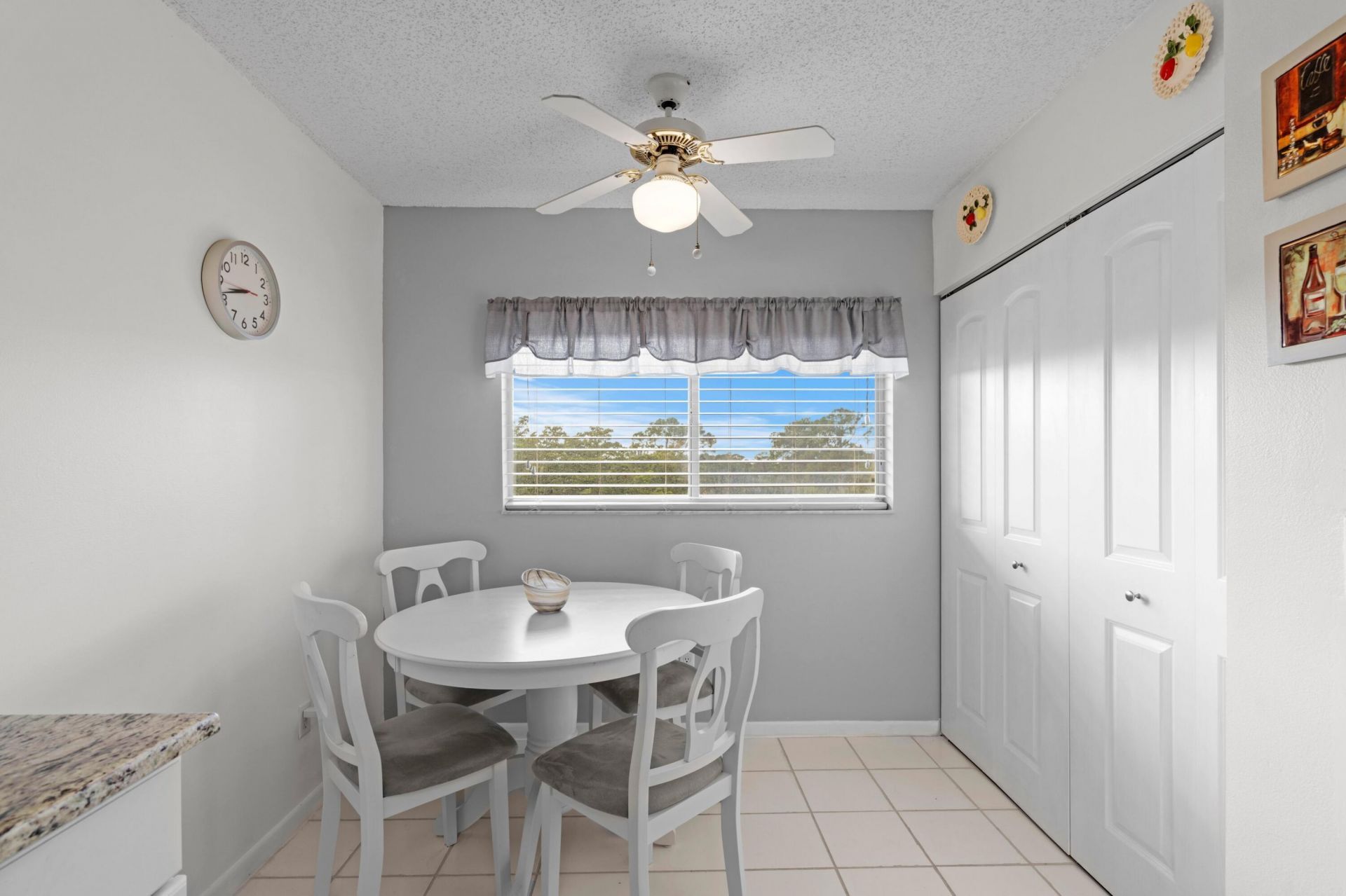 4735 Lucerne Lakes Boulevard, Unit 402, Lake Worth, FL 33467 Photo