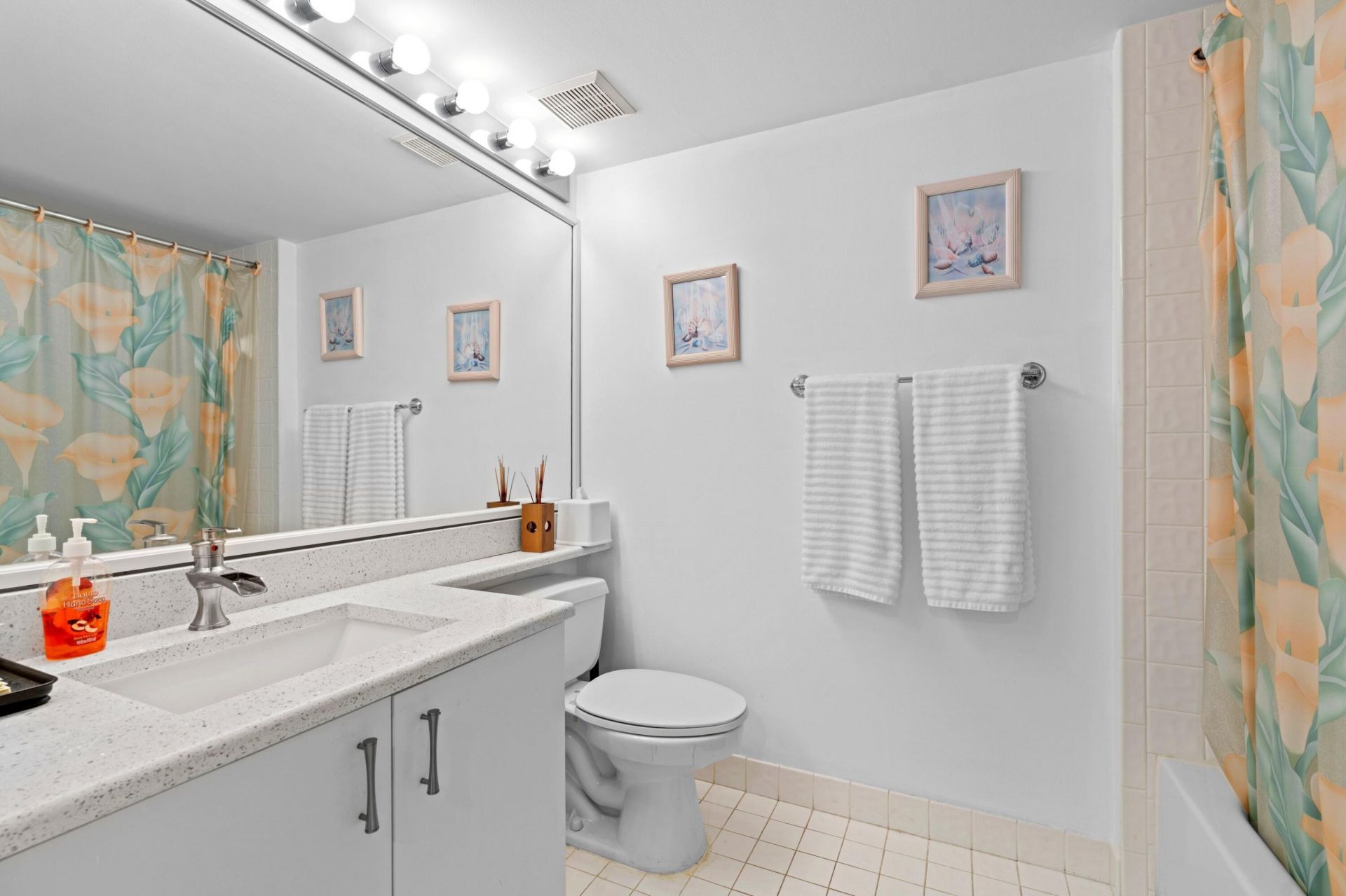 4735 Lucerne Lakes Boulevard, Unit 402, Lake Worth, FL 33467 Photo