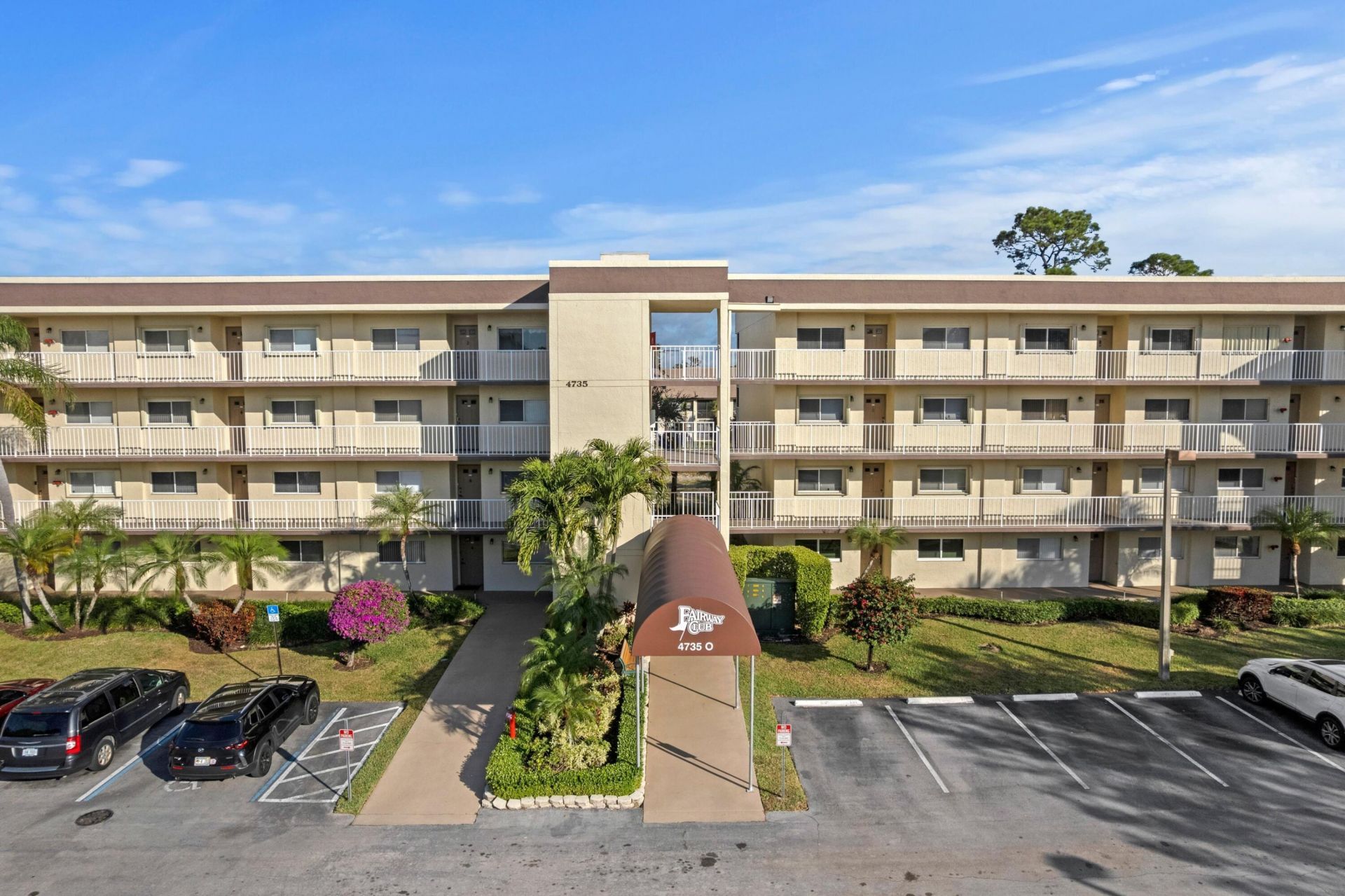 4735 Lucerne Lakes Boulevard, Unit 402, Lake Worth, FL 33467 Photo