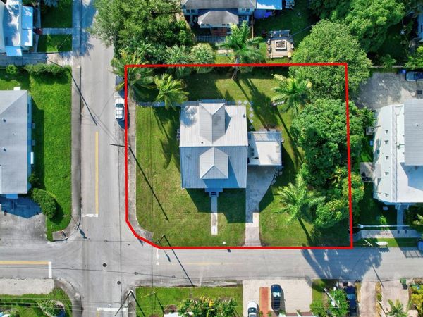 901 W Las Olas Blvd, Fort Lauderdale, FL 33312