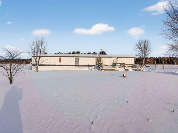 4202 N 120th Avenue, Hart, MI 49420