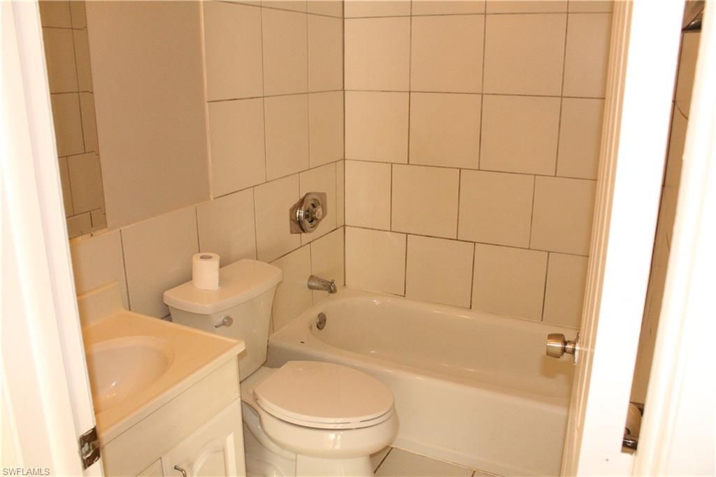 1811 SE 15th Pl, Unit 1, Cape Coral, FL 33990 Photo