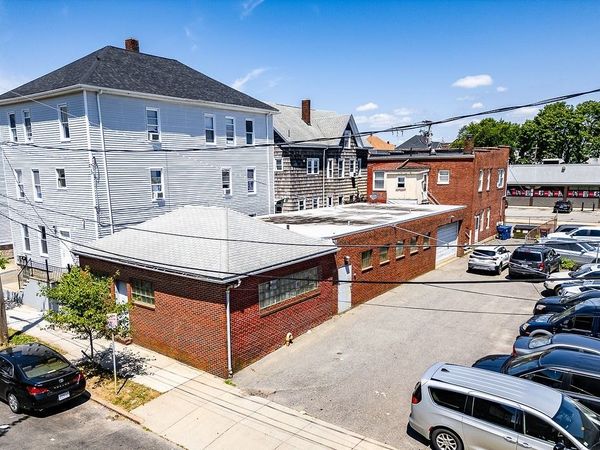 272 Sawyer St, New Bedford, MA 02746