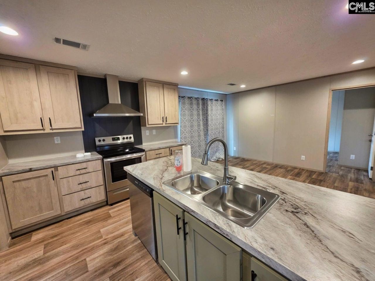 1014 Hull Lane  Photo 5