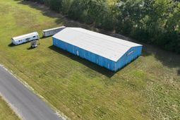 2104 Satterfield Way photo 4