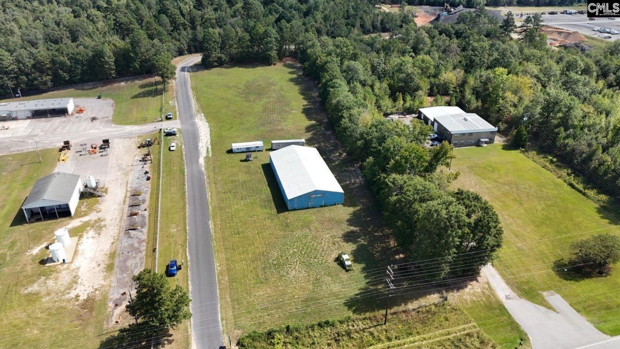 2104 Satterfield Way Photo 8