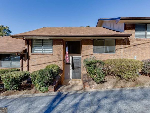 2535 Bradford Square NE, Atlanta, GA 30345