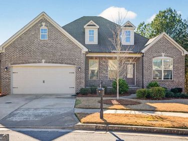 3861 Heirloom Loop Court, Buford, GA 30519